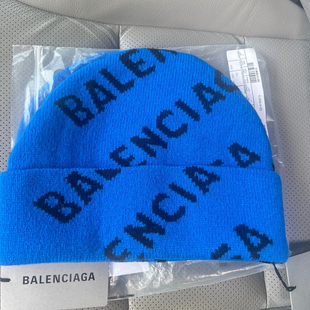Balenciaga beanie hat